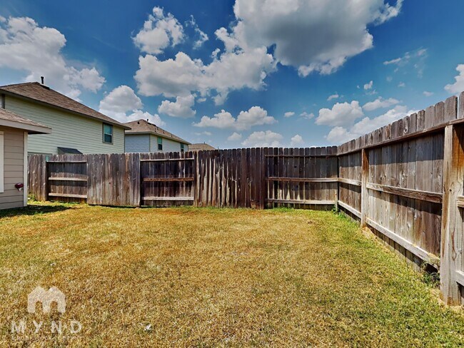 Building Photo - 18779 Faustina Way