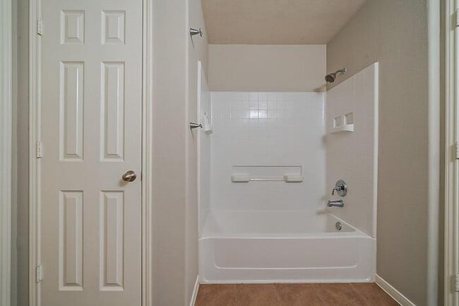 Building Photo - Charming 4 beds 3.5 baths in Spring