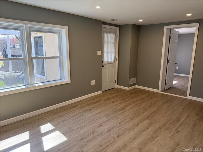 Building Photo - 2126 NY-17K