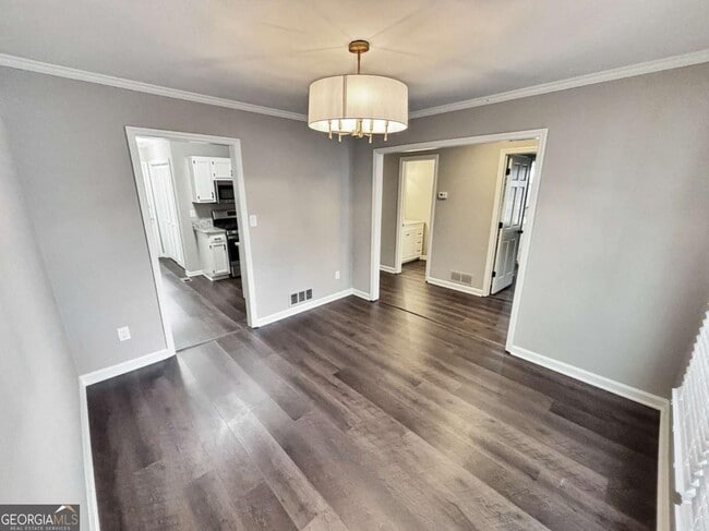 Building Photo - 1840 Cooper Lake Dr SE