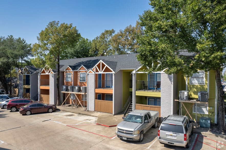 Serena Village 1 501 Greens Rd Houston TX 77060 Apartment Finder