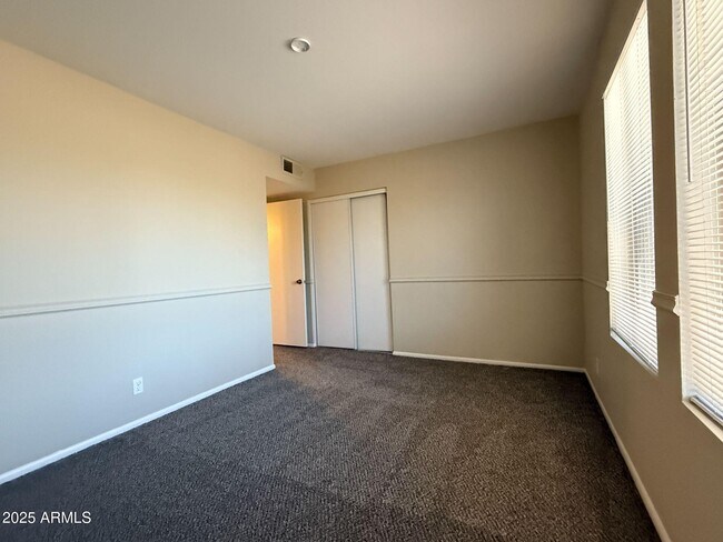 Building Photo - 14652 Yerba Buena Way