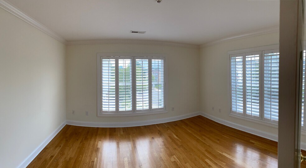 3rd Bedroom - 2023 Summer St