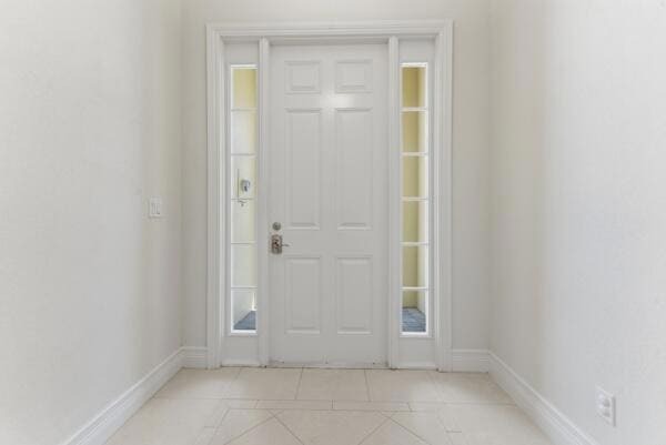 Building Photo - 6109 NW Kendra Ln