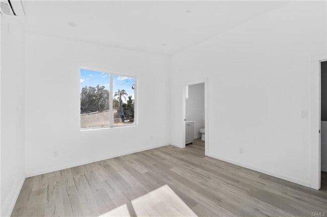 Building Photo - Modern living in this brand new 3 bedroom 3 bathroom home