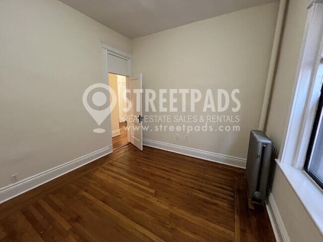 Building Photo - 1 bedroom in Boston MA 02215