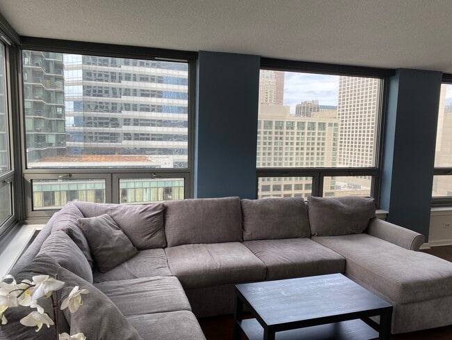 Building Photo - 440 N Wabash Ave