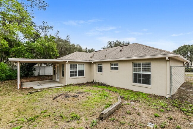 Building Photo - 11305 Lake Dr