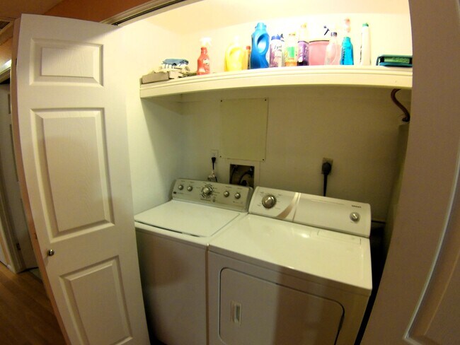 Building Photo - 1791 Long Ave