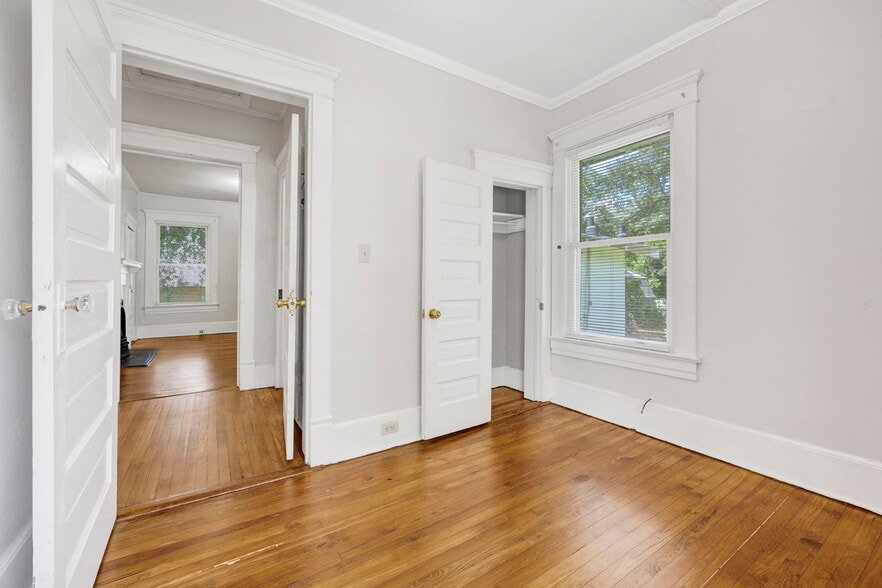 Building Photo - 3125 Heyward St