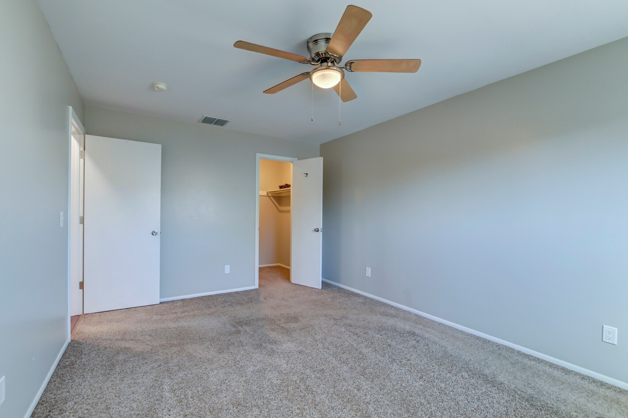 Building Photo - 7913 Chase Cir