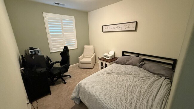 Building Photo - 9220 Antonon Ct