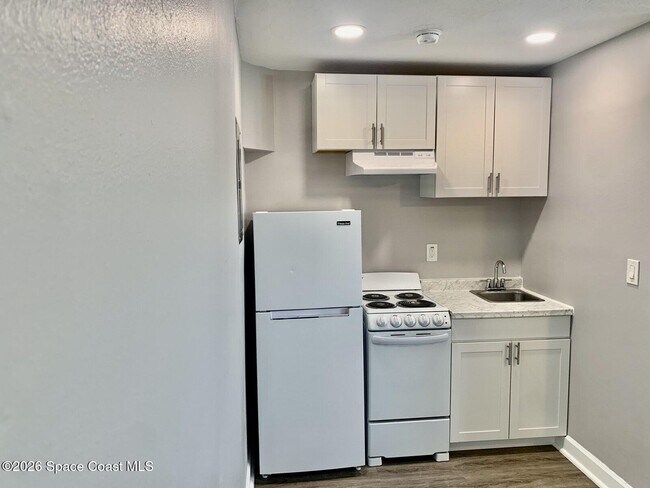 Building Photo - 1625 Elizabeth St