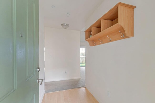 Building Photo - 3128 Loma Verde Dr