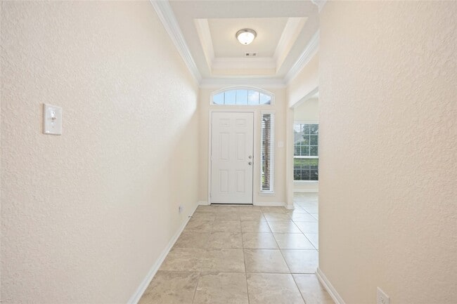 Building Photo - 14547 Myers Dr