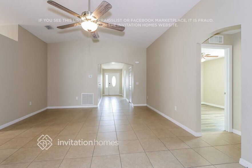 Building Photo - 1290 Corbett Ln