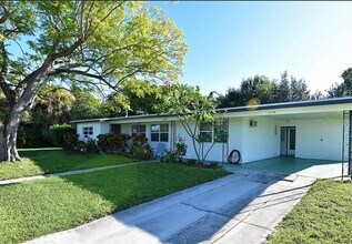 Building Photo - 3376 Easy St