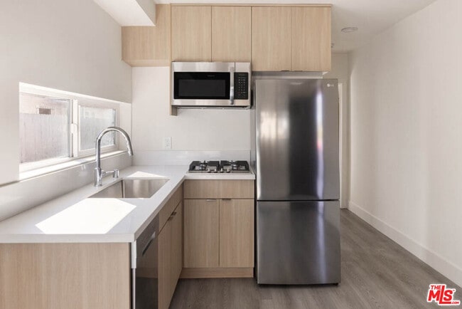 Building Photo - 5456 Barton Ave