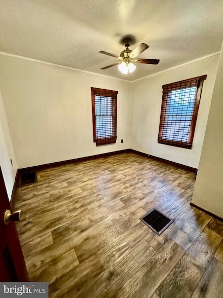 Building Photo - 43 High St