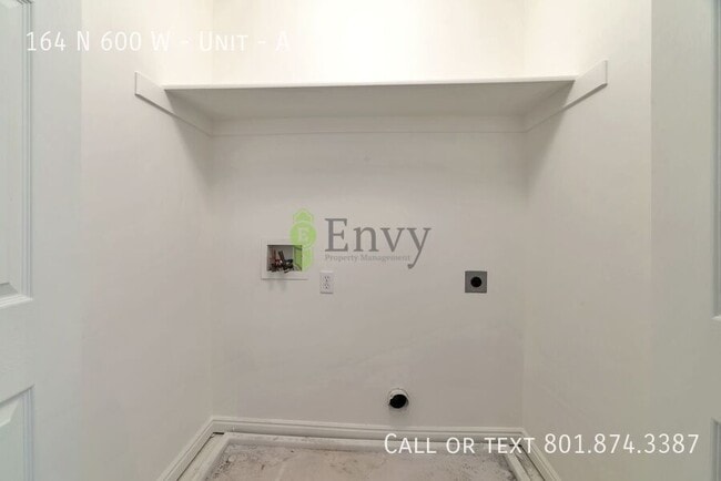 Building Photo - 164 N 600 W