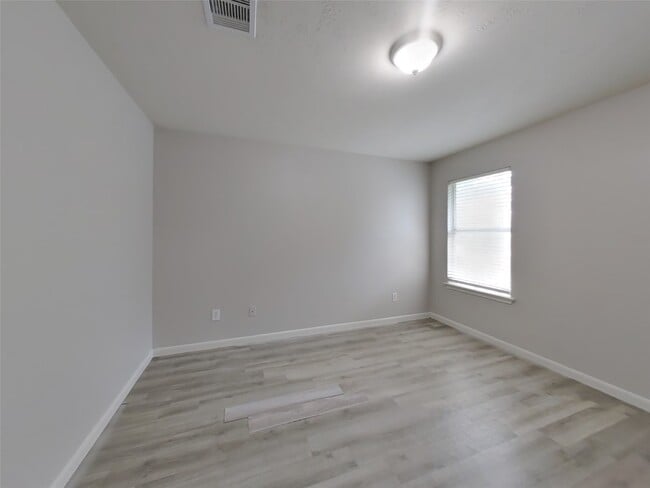 Building Photo - 20710 Hardwick Oaks Dr