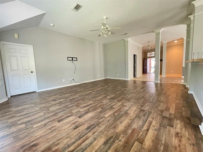 Building Photo - 7631 Golden Thistle Ln