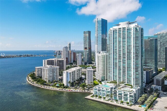 Building Photo - 1331 Brickell Bay Dr