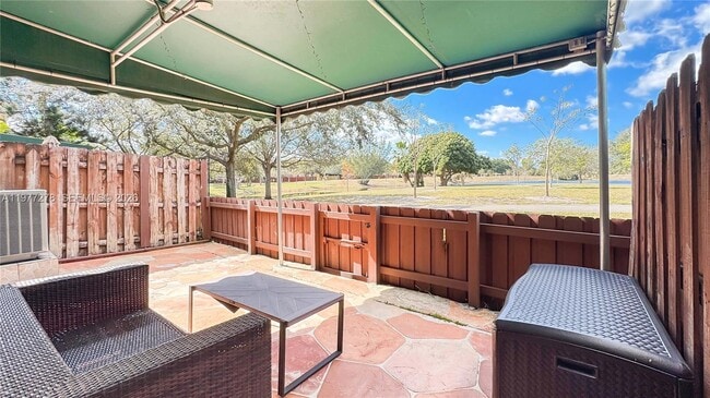 Building Photo - 17360 NW 69th Ct