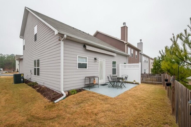 Building Photo - 1645 Townview Ln