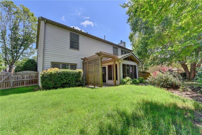 Building Photo - 7470 Brookwood Way