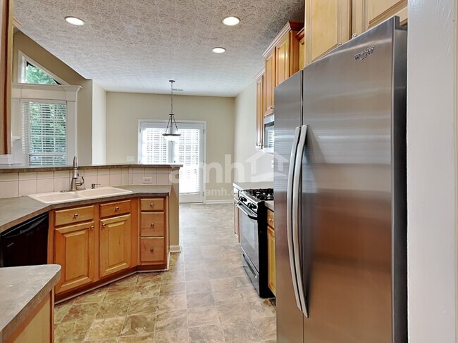 Building Photo - 5701 Rutland Cir