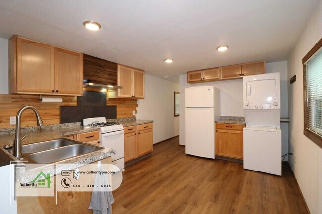 Building Photo - 4083 Notre Dame Ave