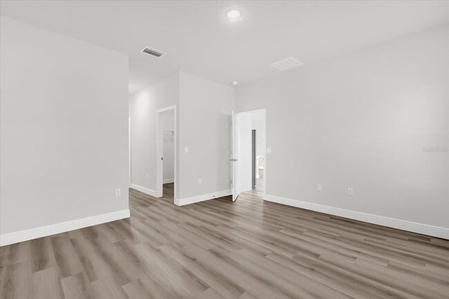 Building Photo - 4795 SW 142nd Place Rd