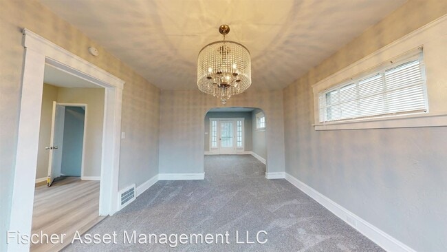 Building Photo - 3 br, 1 bath House - 3359 West 86th St.