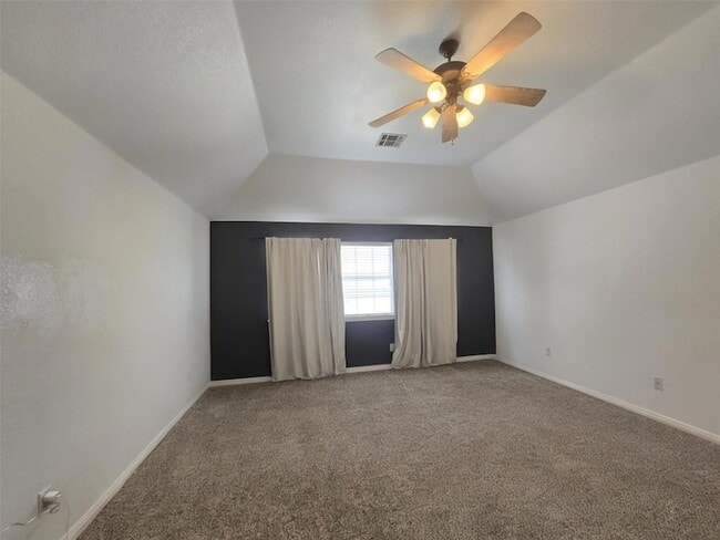 Building Photo - 10620 Chestnut Ridge Rd