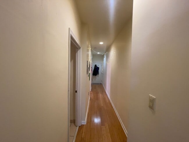 Building Photo - 1518 N 17th St