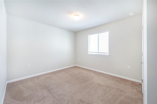 Building Photo - 9705 Morning Iris Dr