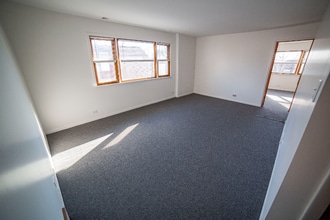 Building Photo - 2336 W 122nd St