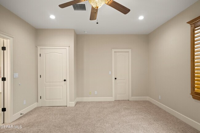 Building Photo - 5721 Caprock Ct