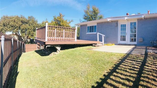 Building Photo - 1814 Woodbury