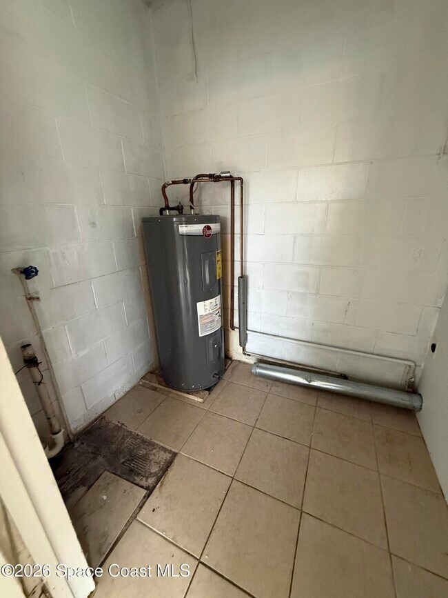 Building Photo - 1218 Willow Ln