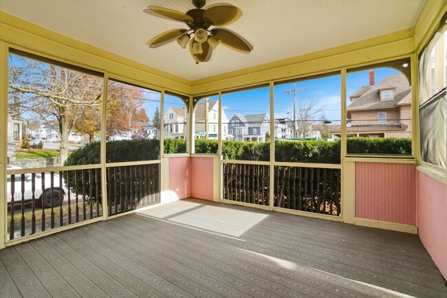 Building Photo - 68-70 Russell Street, Unit 70,Manchester, NH 03104