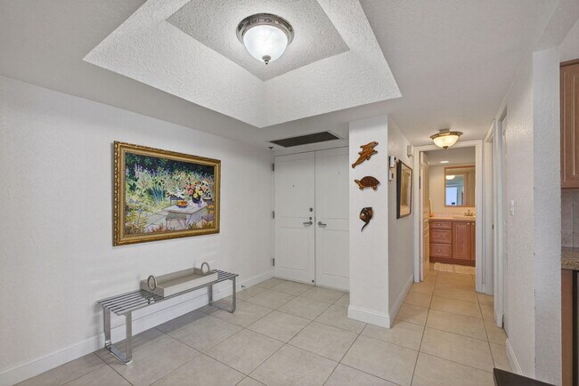 Building Photo - 5550 N Ocean Dr