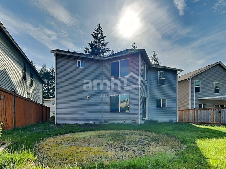 Building Photo - 20126 52nd Ave E