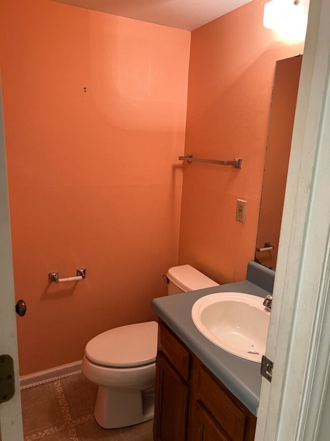 Building Photo - 1119 Cloister Pl