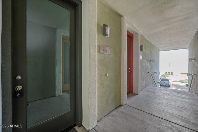 Building Photo - 1250 Abbey Ln