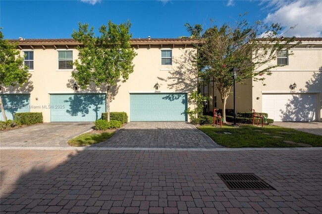 Building Photo - 2969 St Thomas Dr