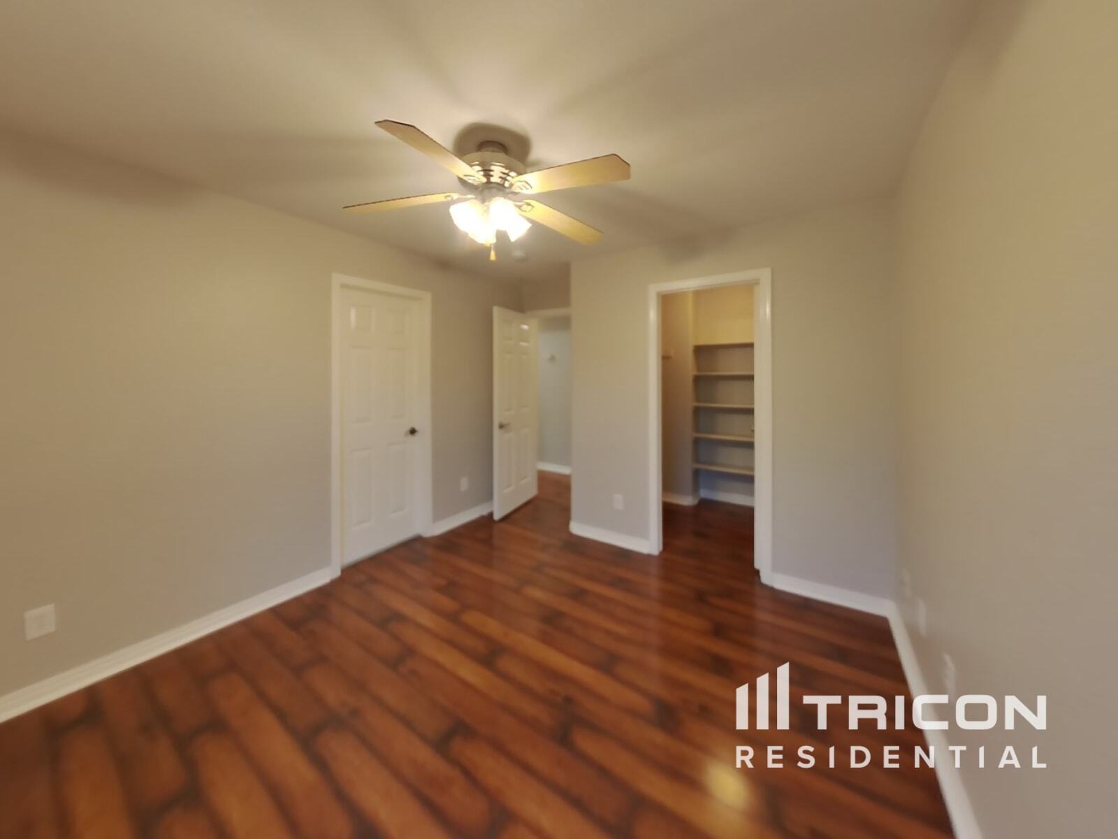 Building Photo - 5947 Varese Dr