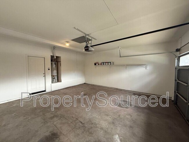 Building Photo - 17808 Daffodil Hill St