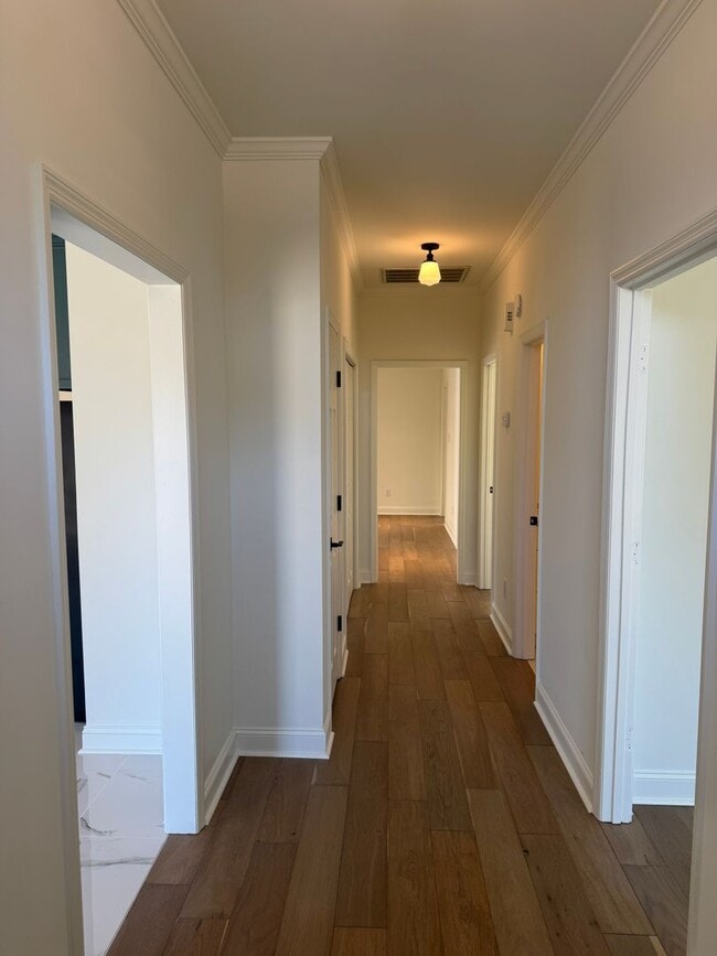 Building Photo - Charming Renovated 3BR/2BA | Cul-de-Sac | Move-In Ready